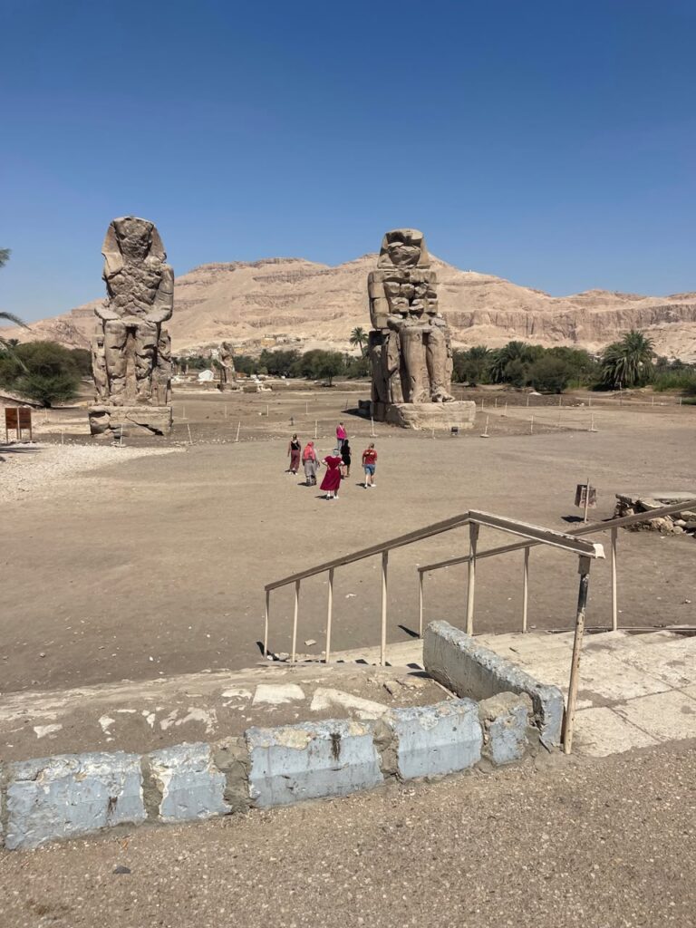 Memnonkolosse am Westufer von Luxor